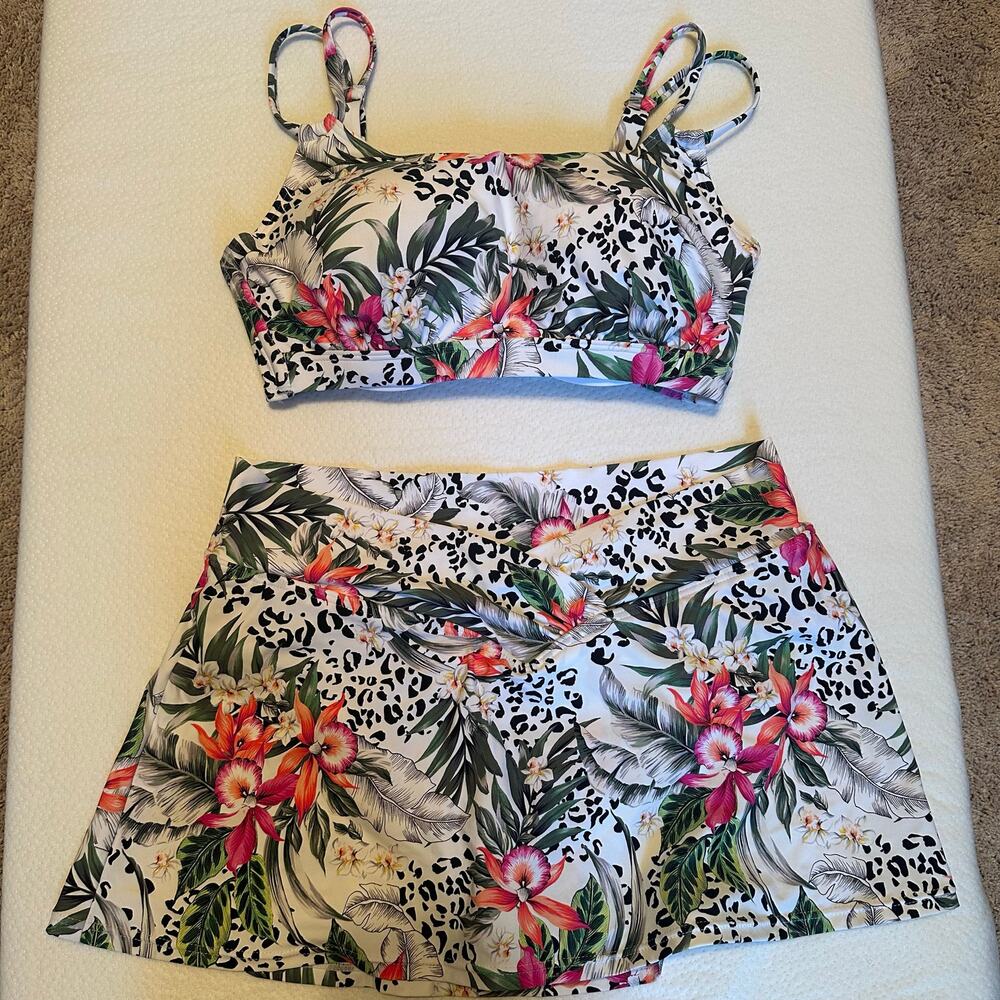 Sunsets tropical print bathing suit bottoms women’s size  M; top 34E/32f/30g